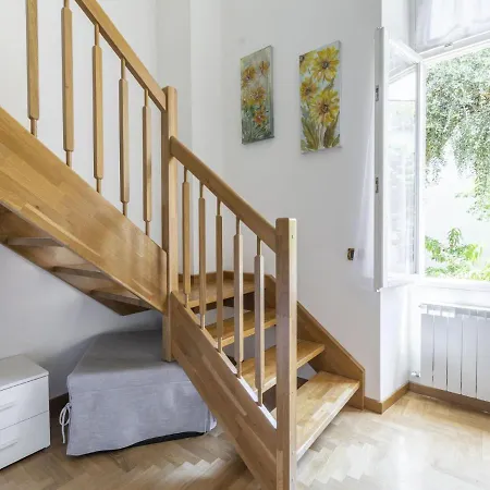 Apartament Lovely In Near Casino And Beach