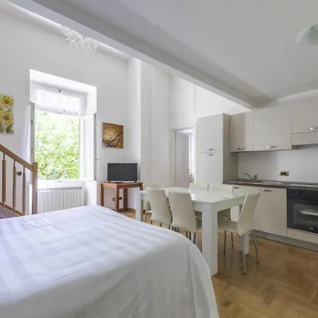 Lovely In Near Casino And Beach Apartament *